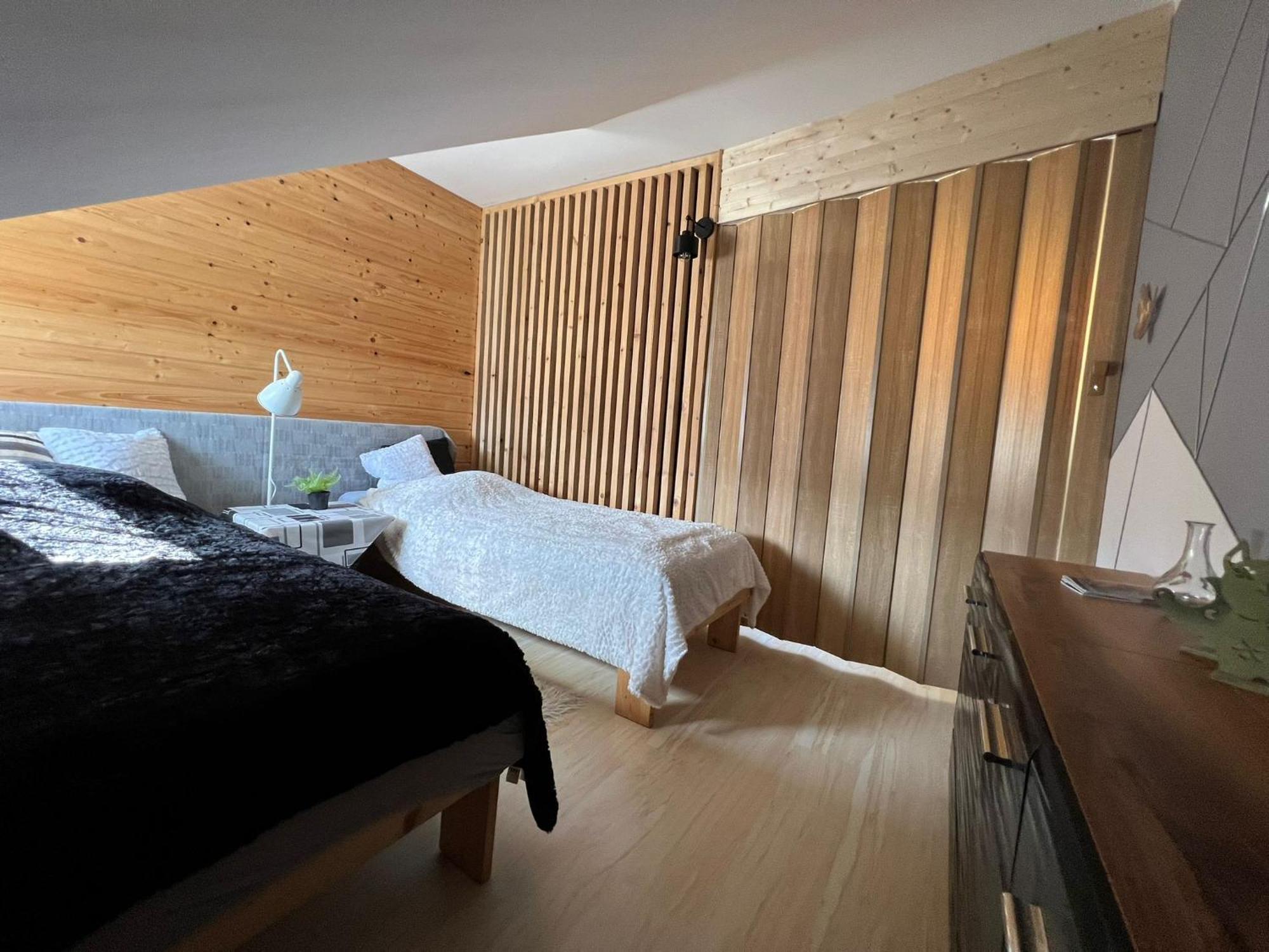 Apartament 4 Plus 1 W Karkonoszach Еленя-Гура Экстерьер фото